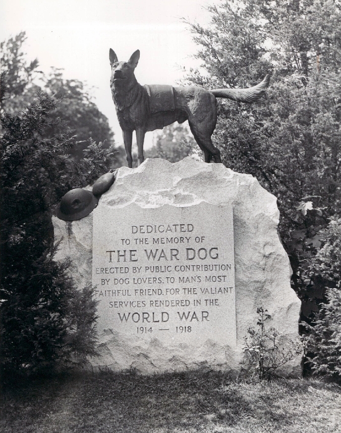 Zoom on the image : The War Dog, Hartsdale, NY